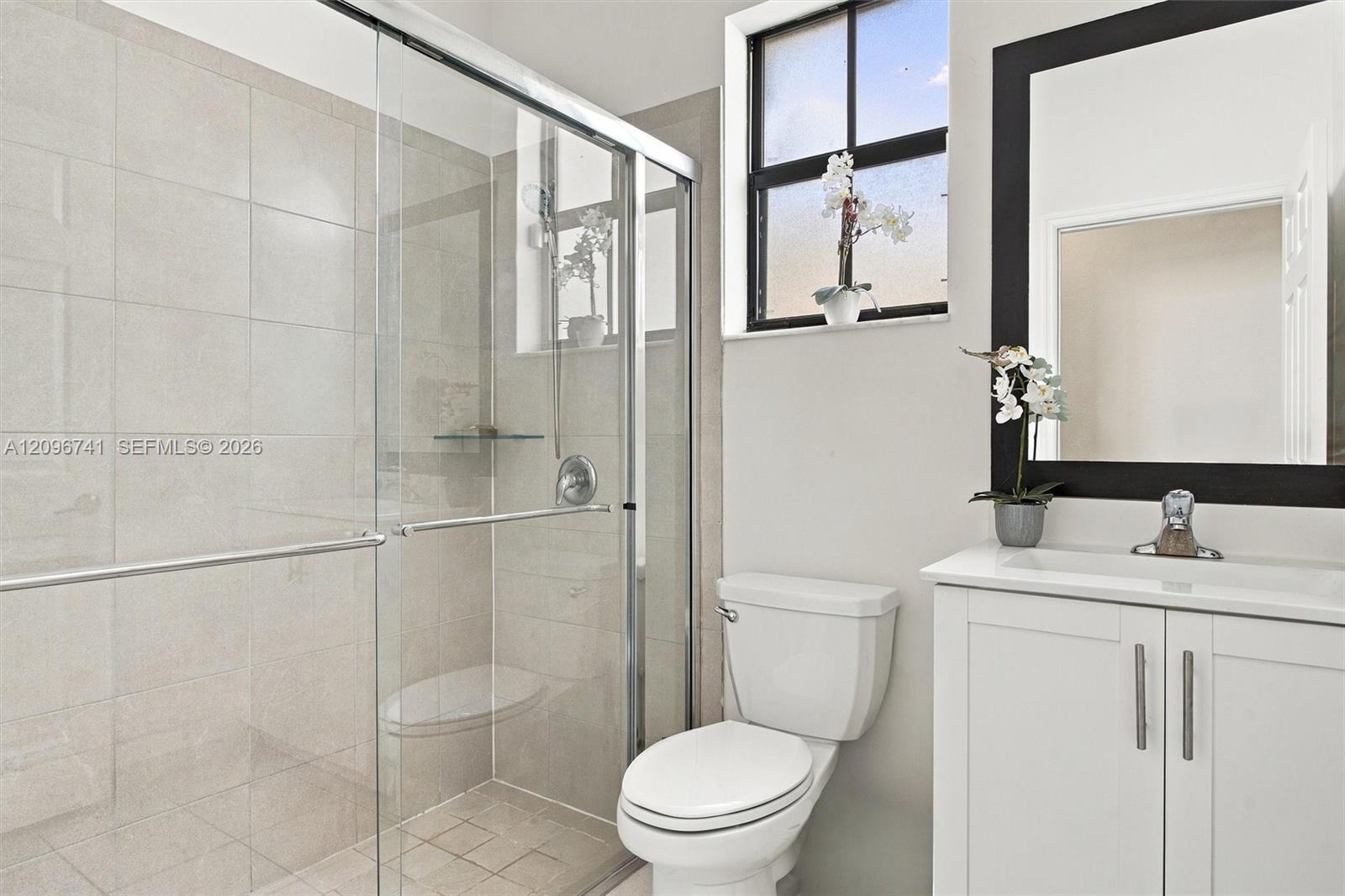 3419 W 109th Place