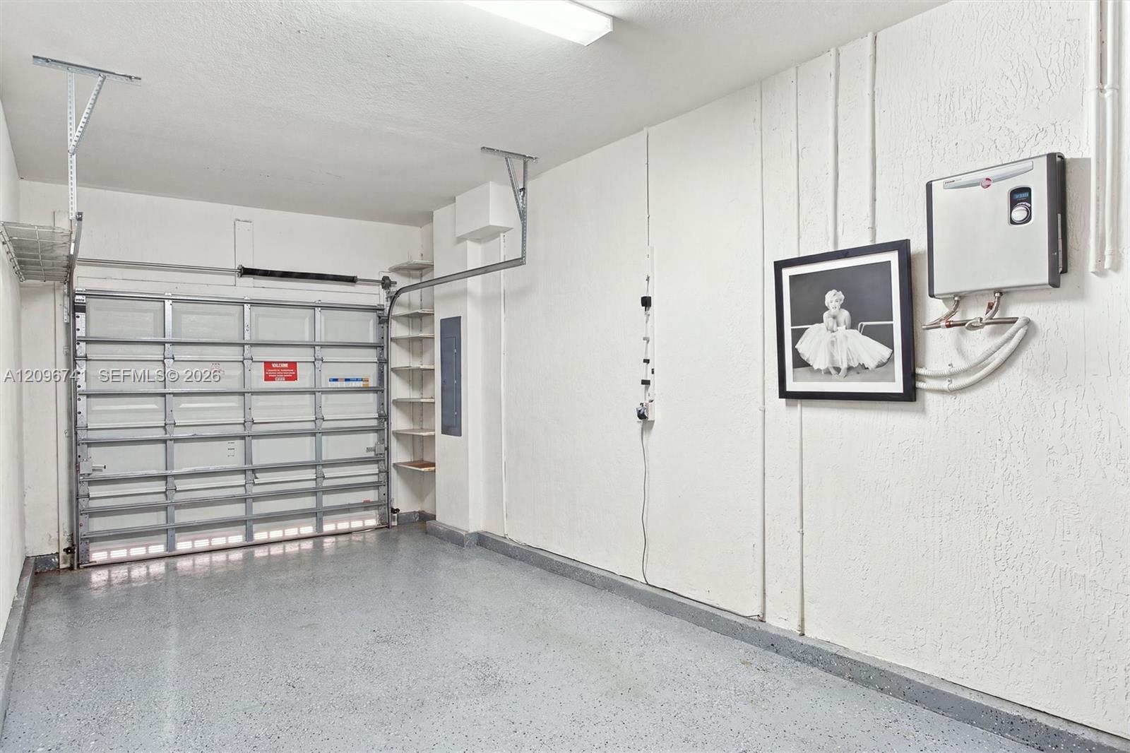 3419 W 109th Place