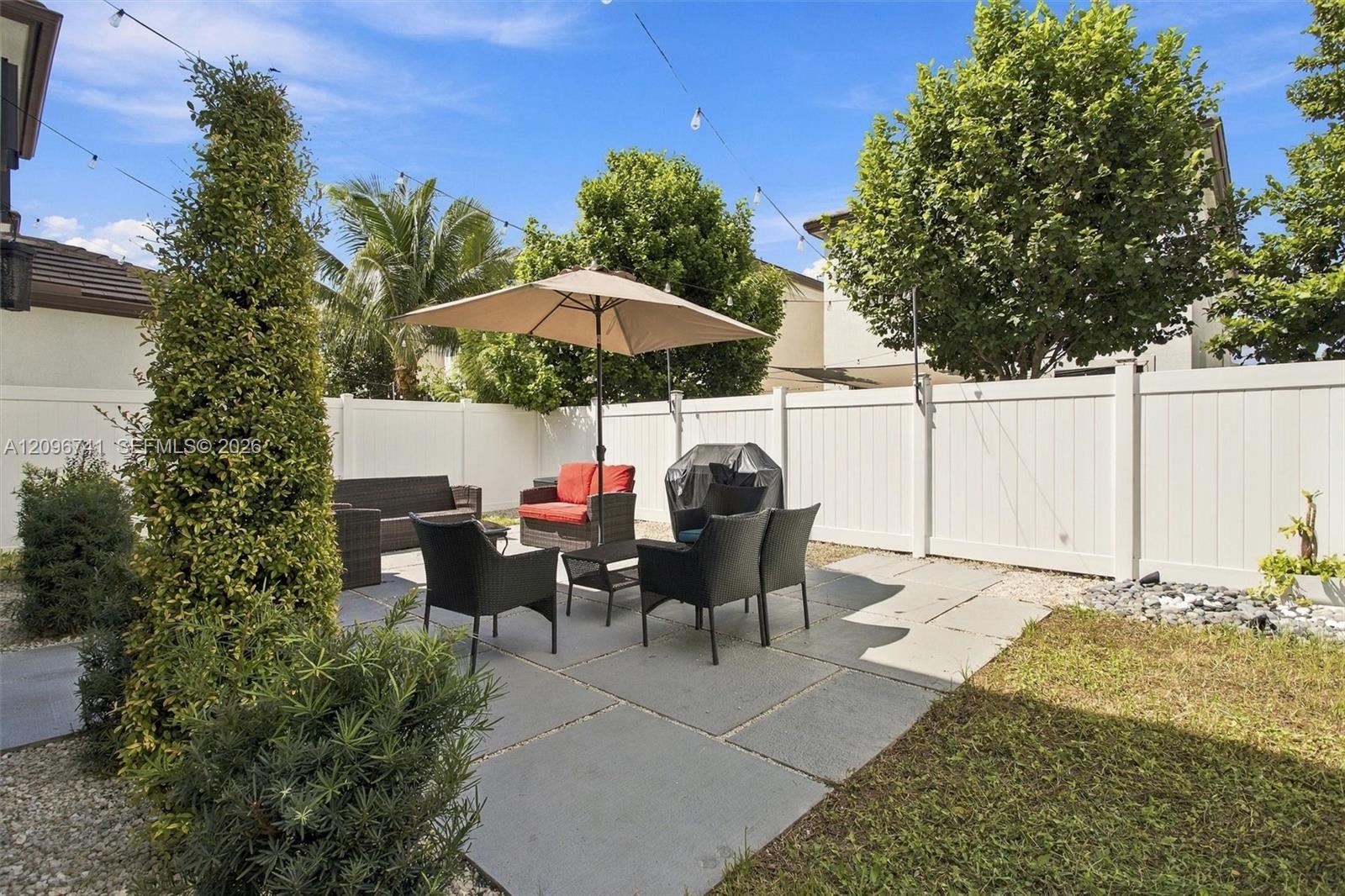 3419 W 109th Place