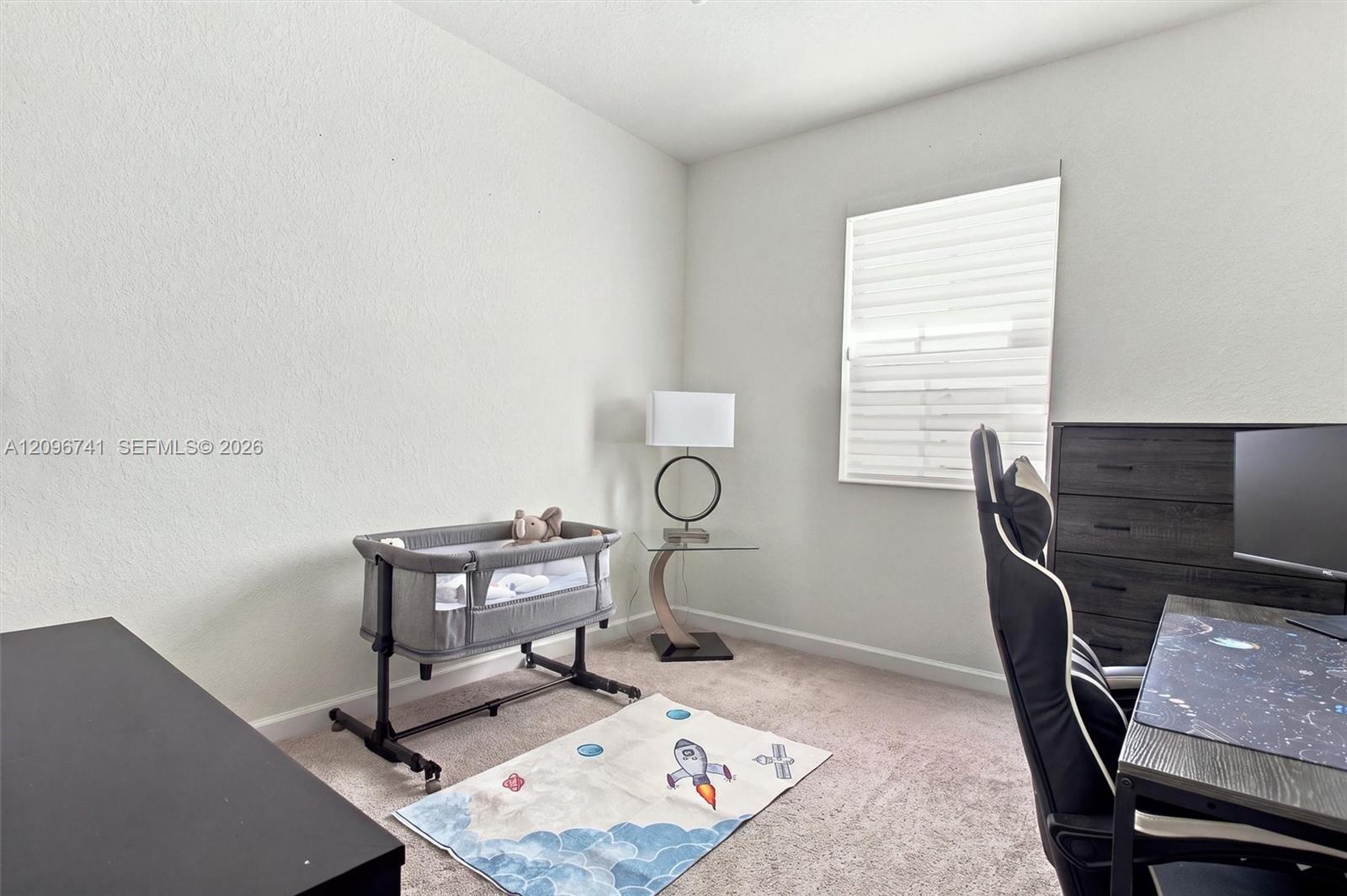 3419 W 109th Place