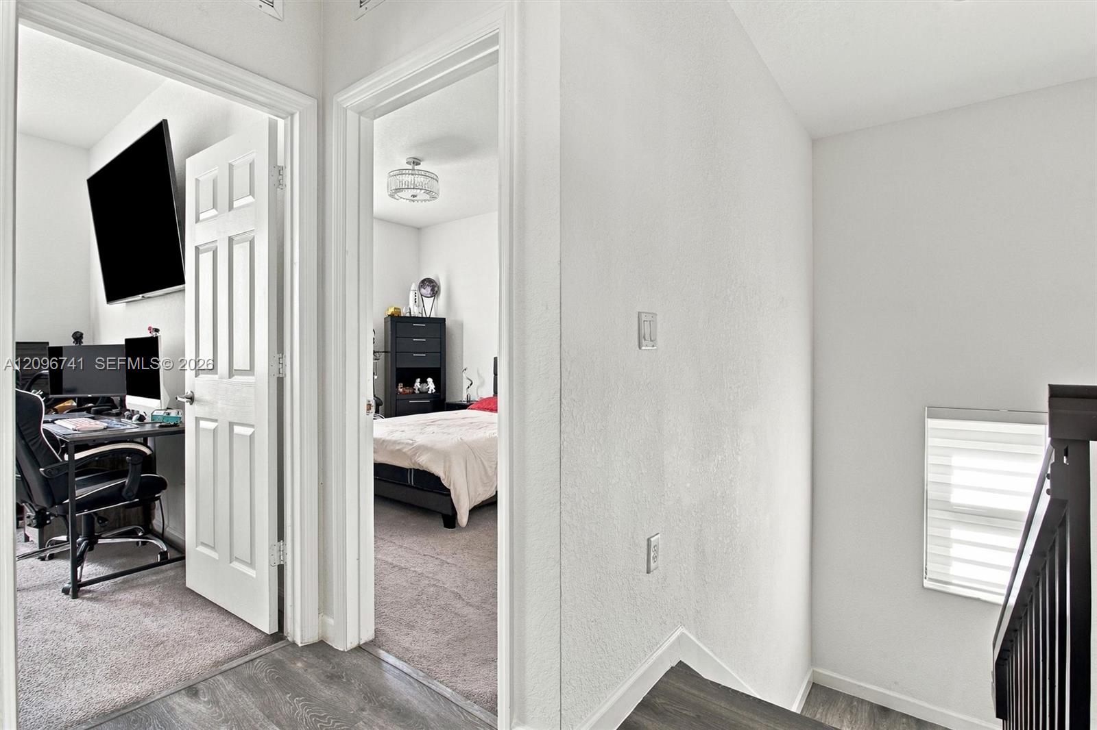 3419 W 109th Place