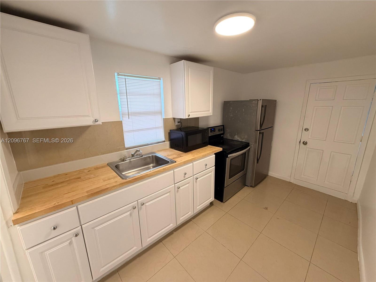 550 NW 30th Street