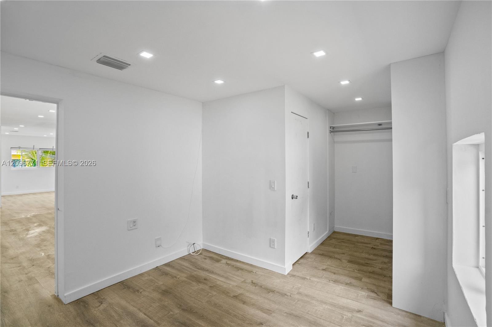 1081 NE 166th Street
