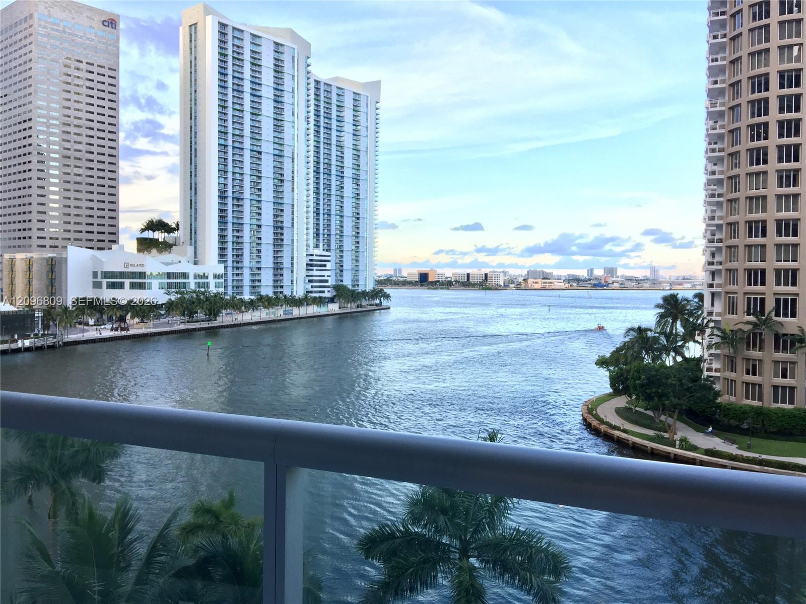 465 Brickell Avenue