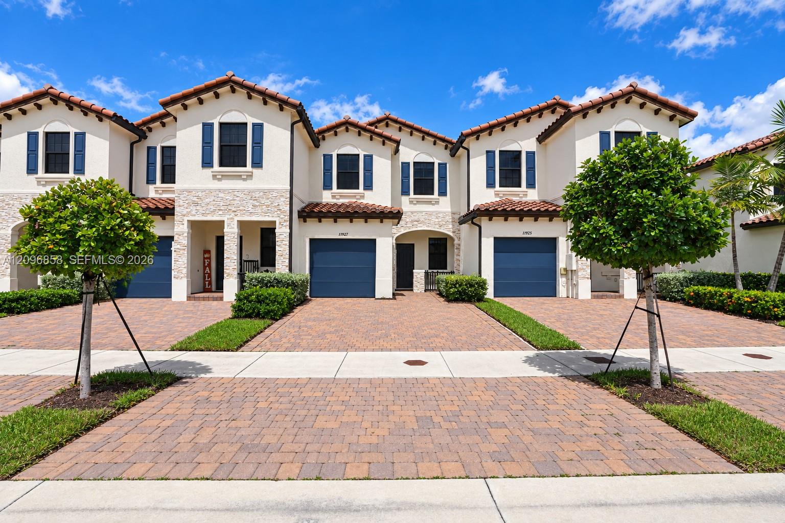 11927 SW 247th Terrace