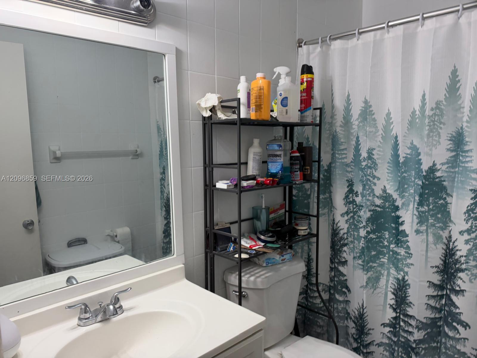 4419 NW 185th Street