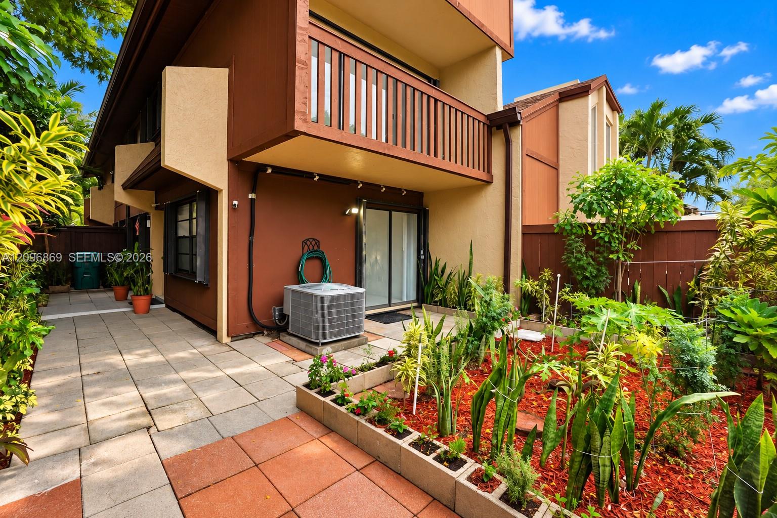 7103 SW 115th Place
