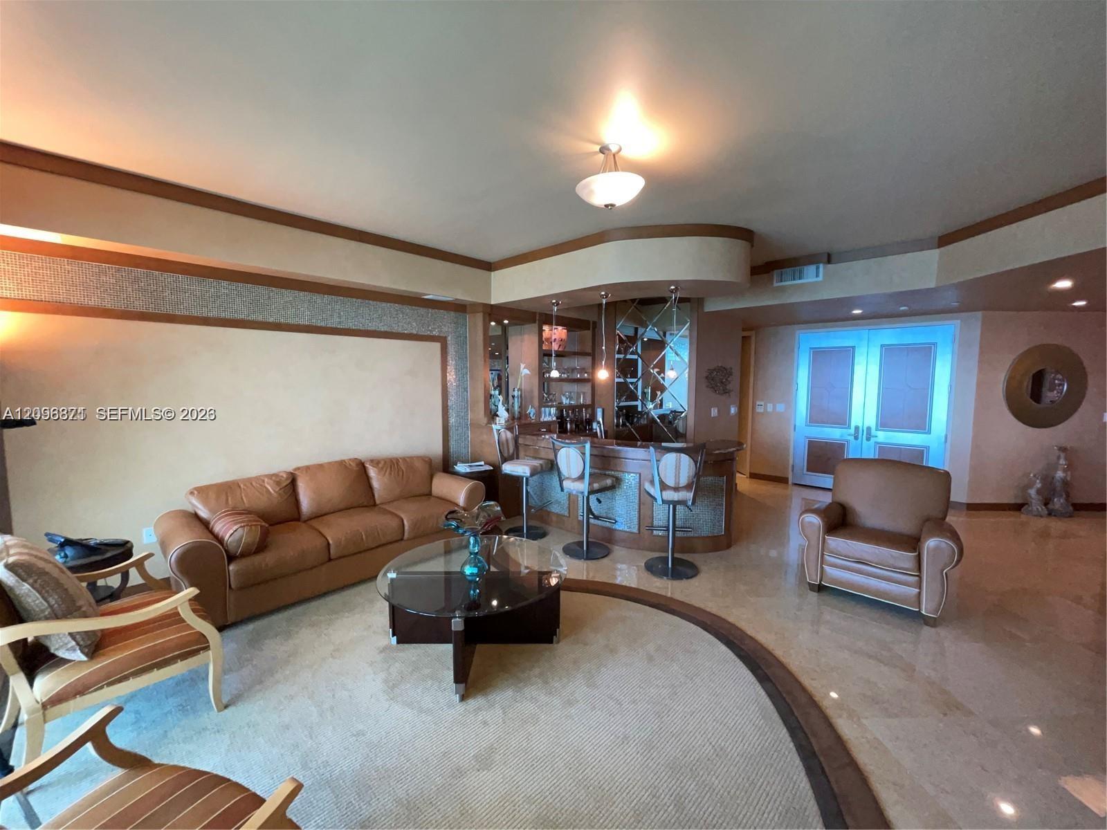 16047 Collins Avenue
