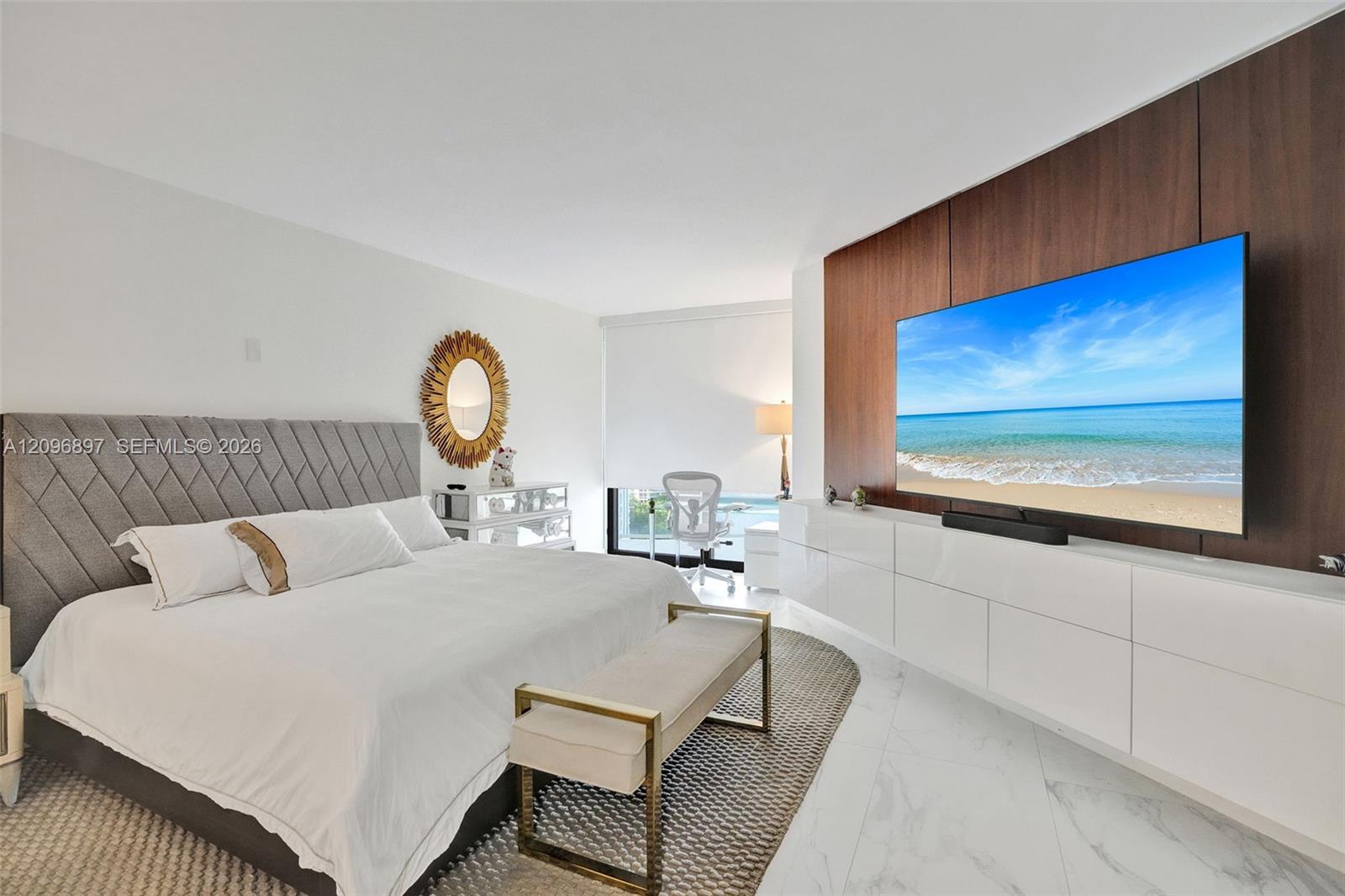 4000 Island Boulevard