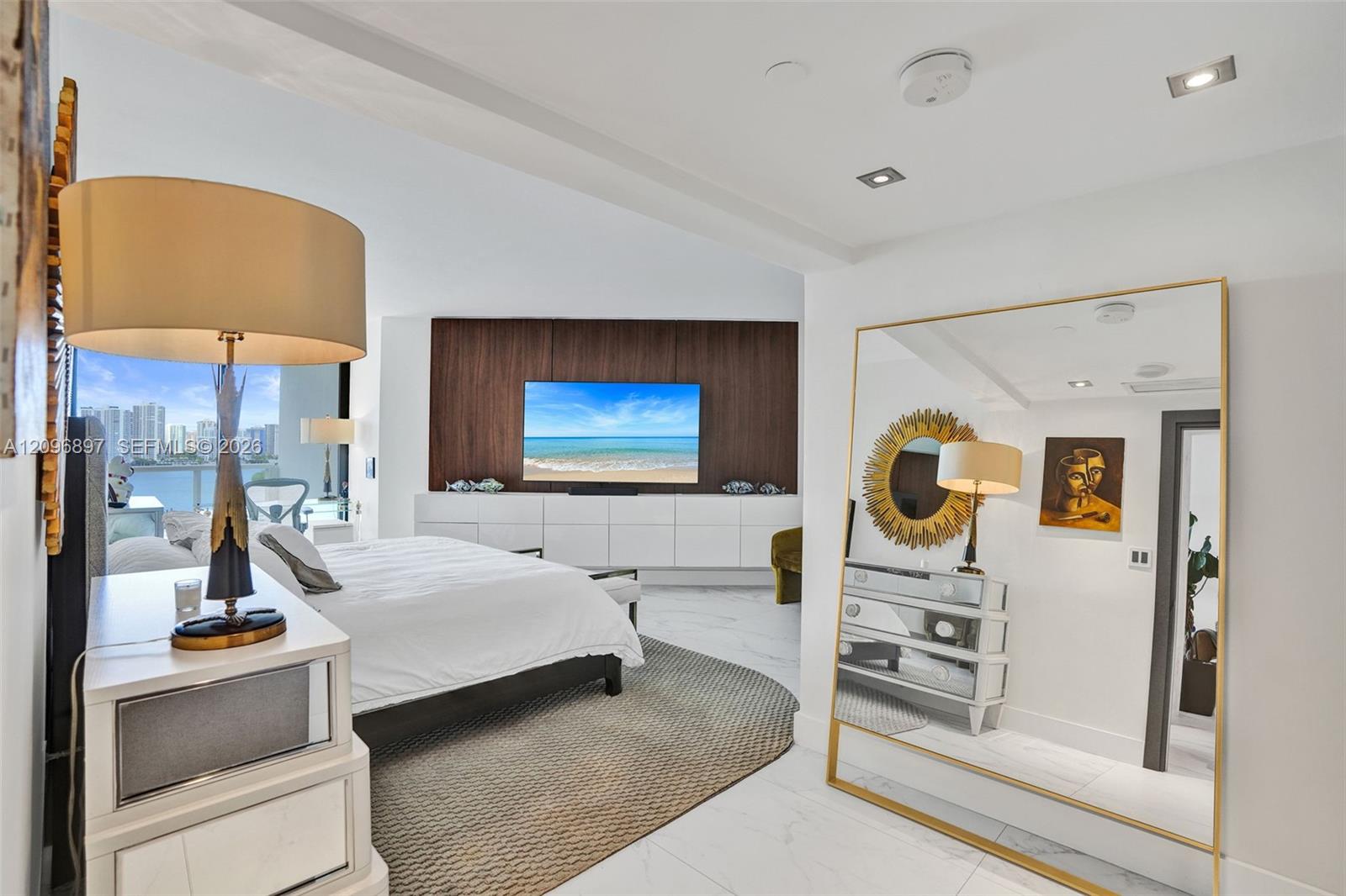 4000 Island Boulevard