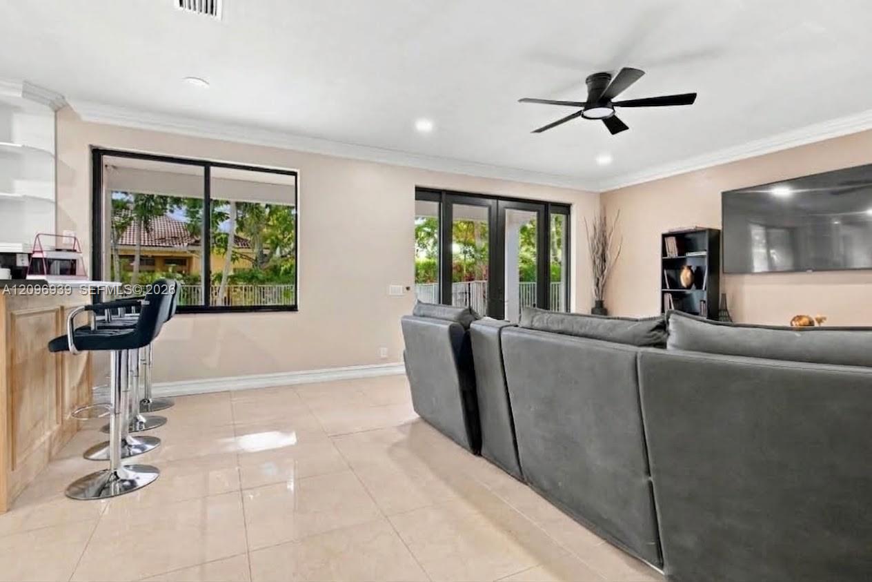 1073 Allamanda Way