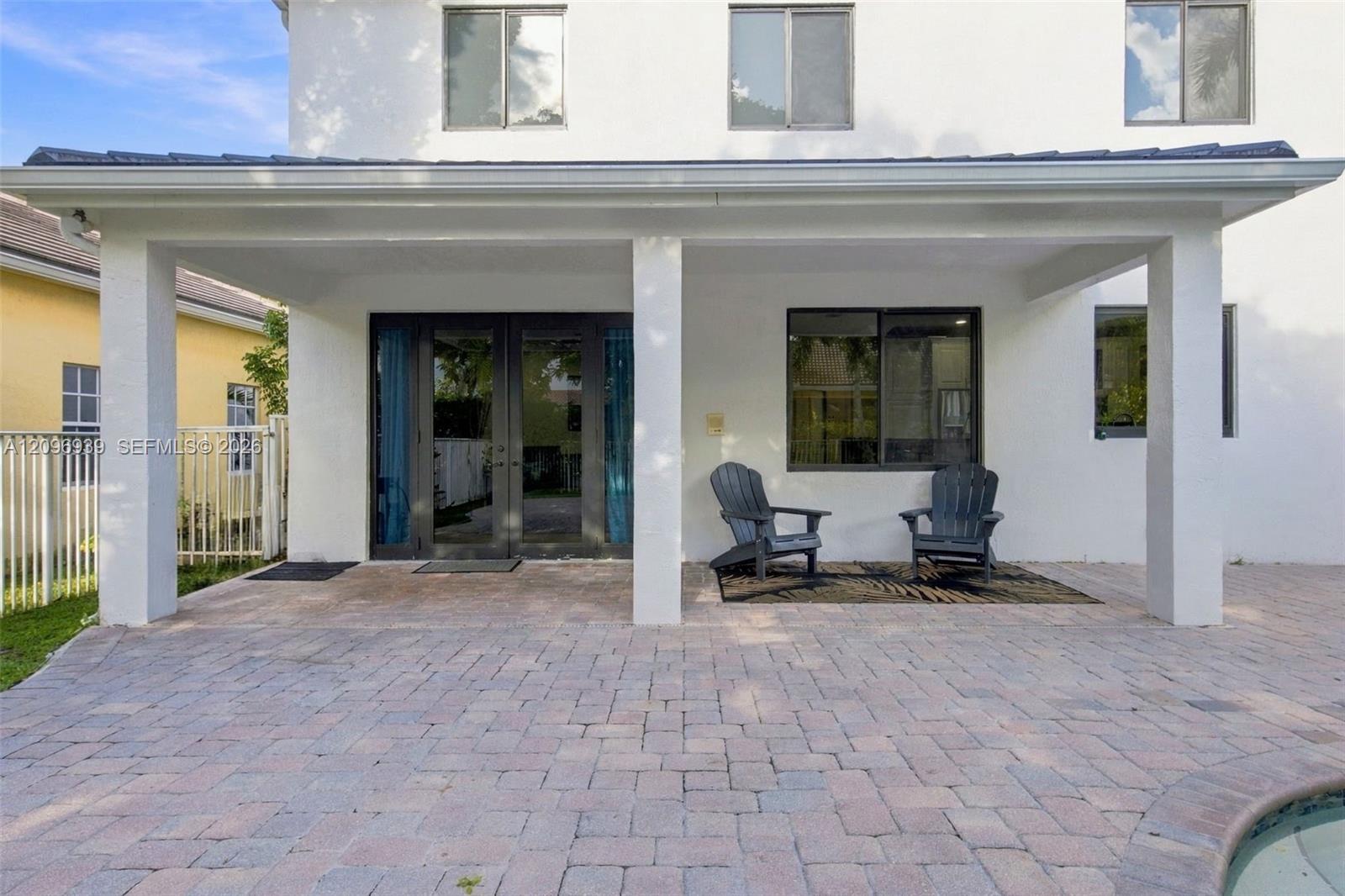 1073 Allamanda Way