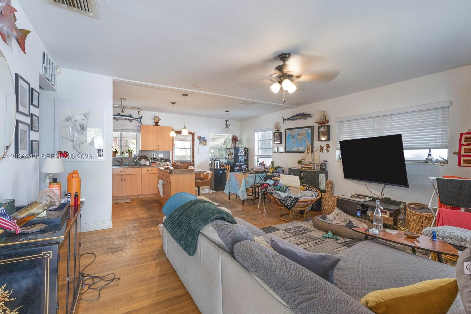 2710 SW 28th Court