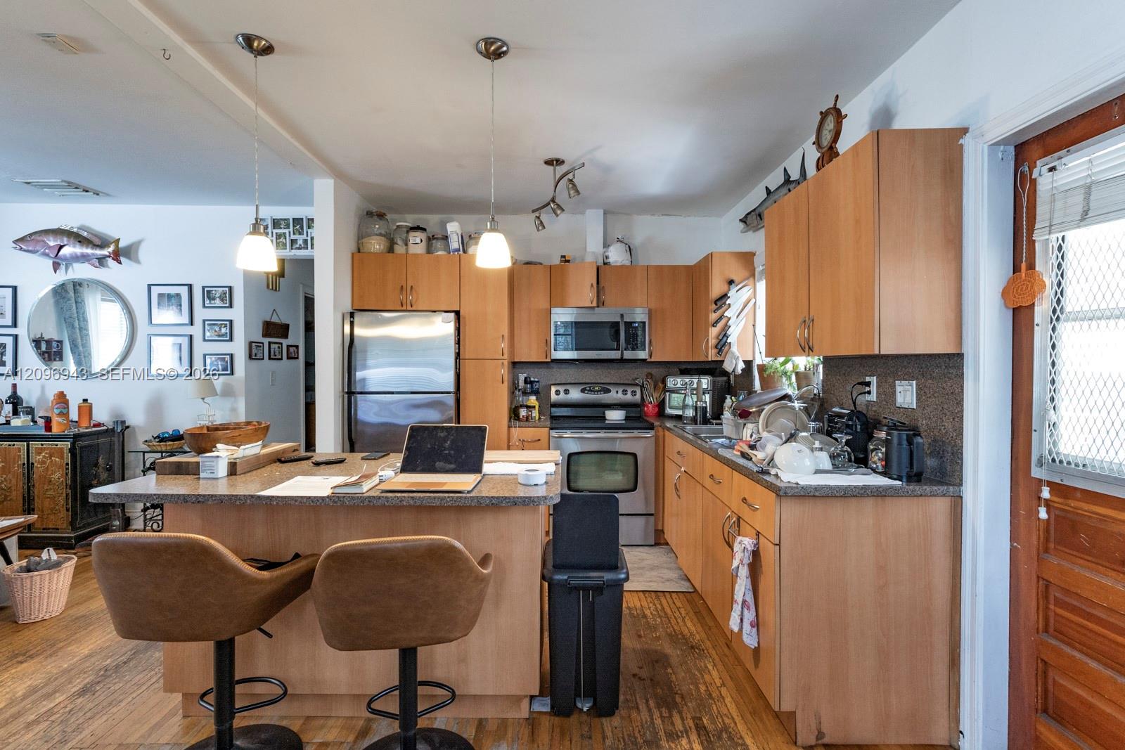 2710 SW 28th Court