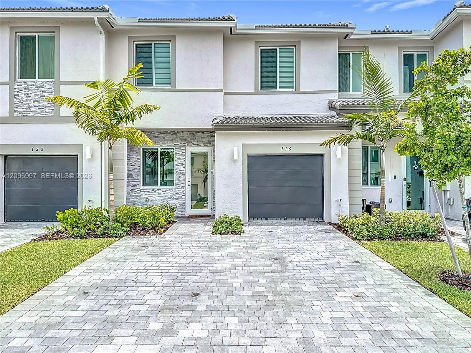 716 SE 14th Street