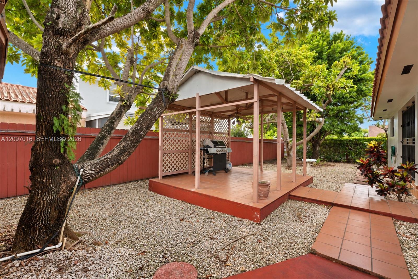 10980 SW 38th Street