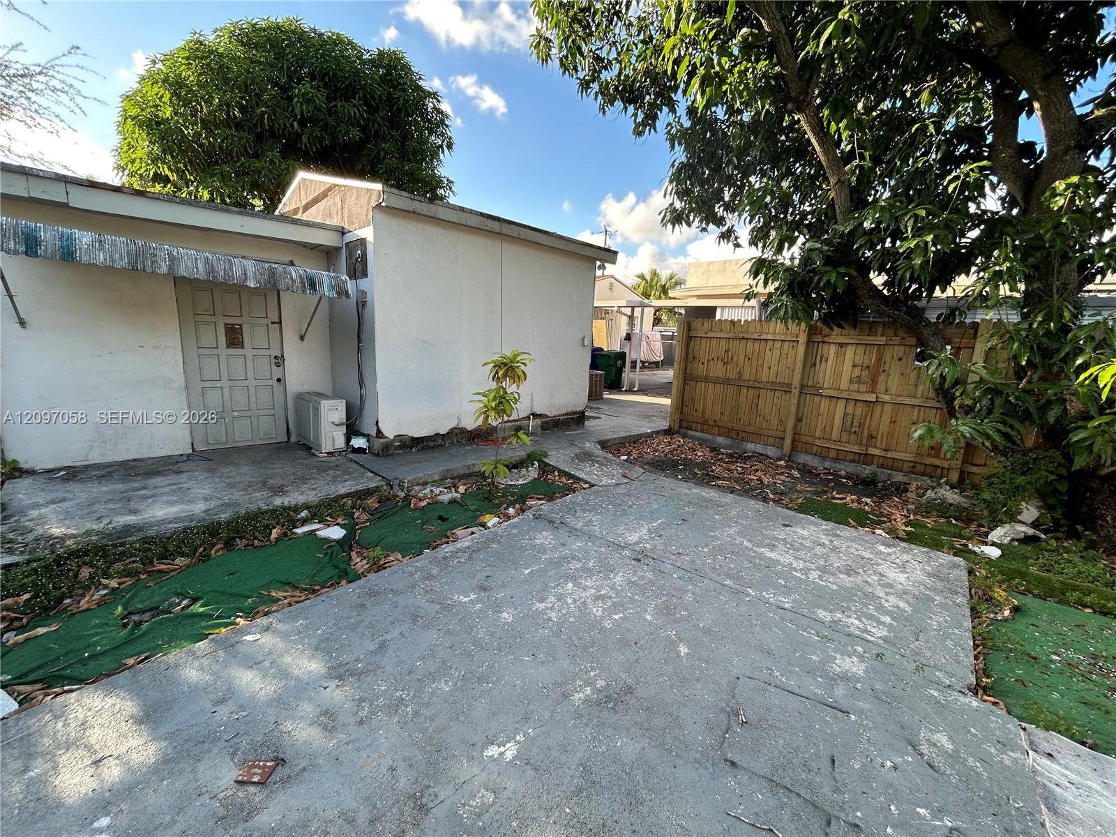 3500 NW 16th Street