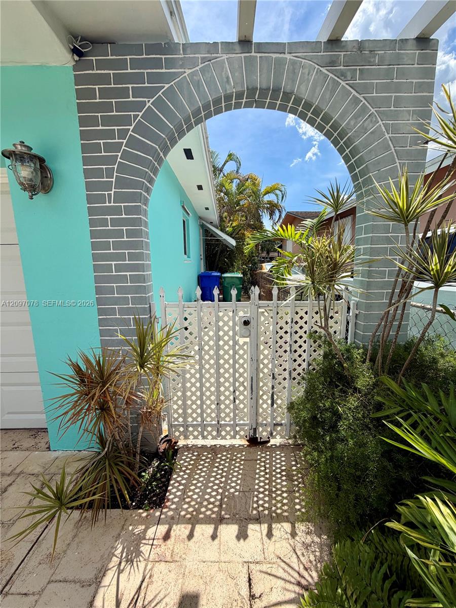 4450 SW 2nd Street