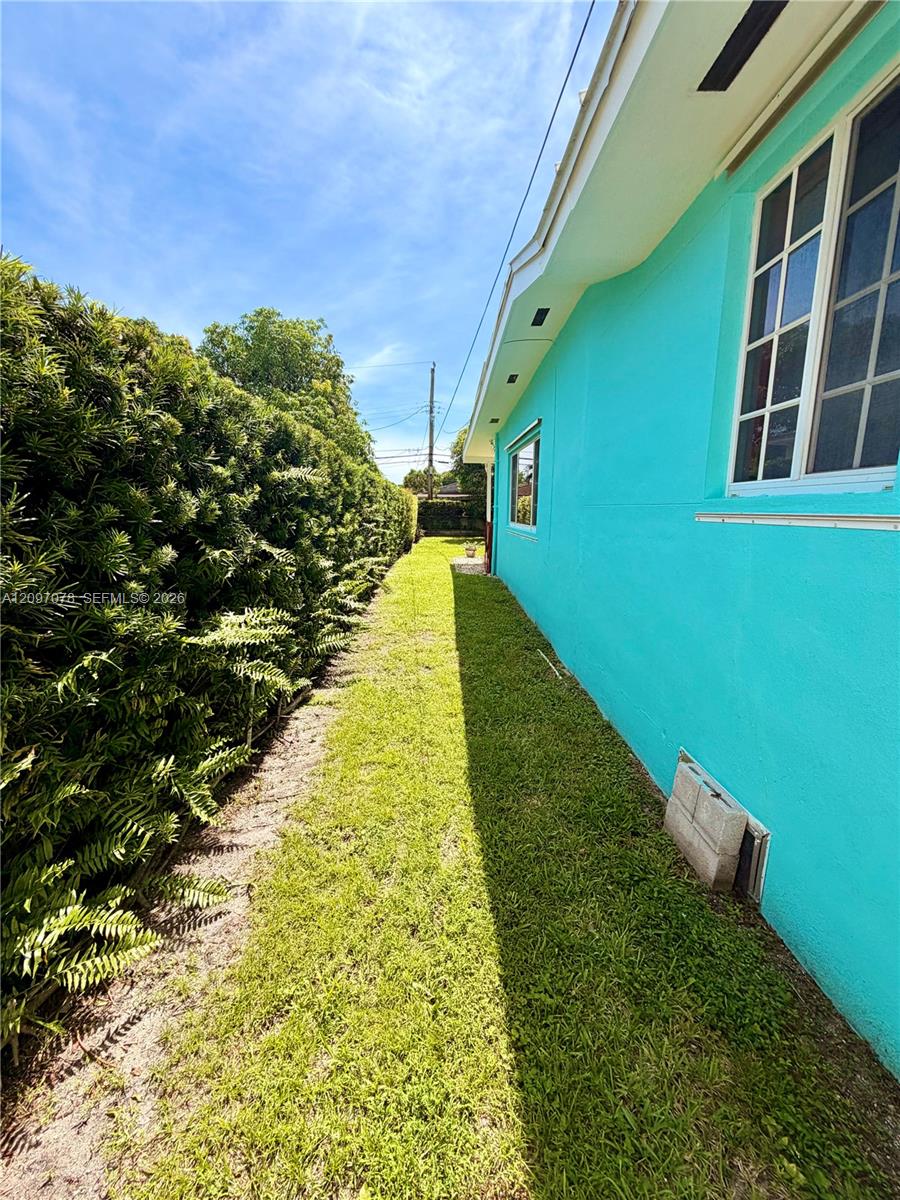 4450 SW 2nd Street