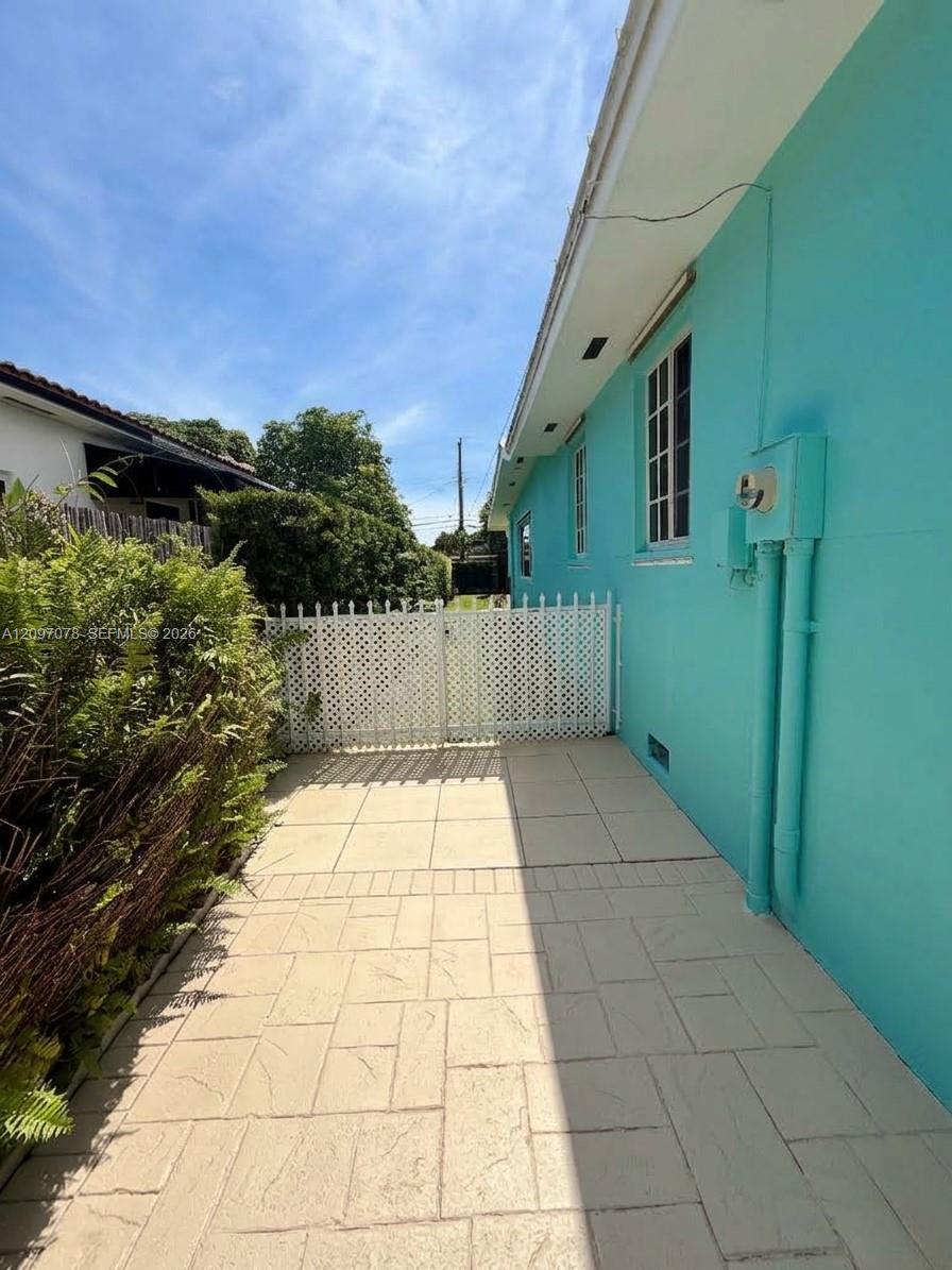 4450 SW 2nd Street