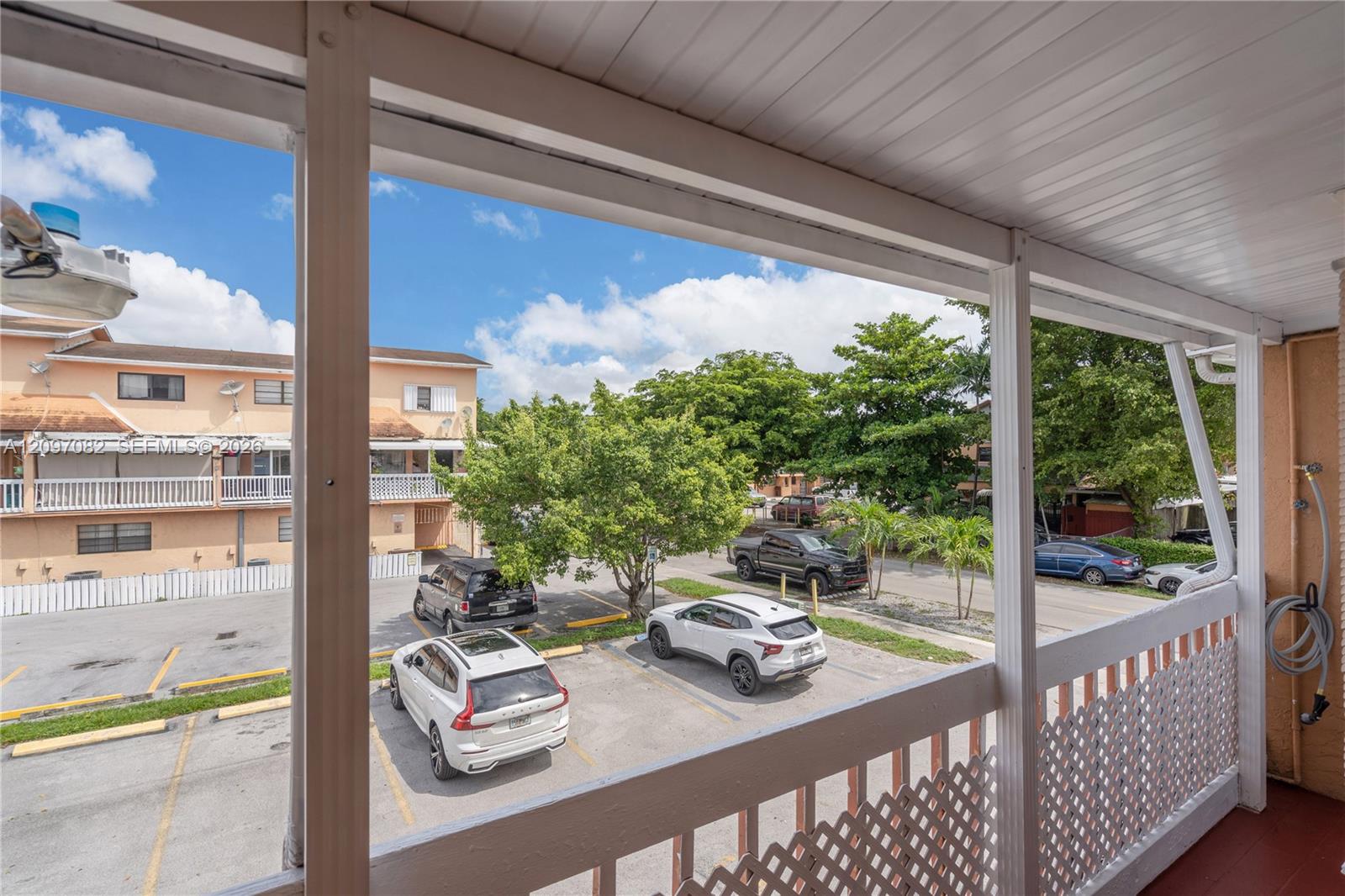 2261 W 53rd Street