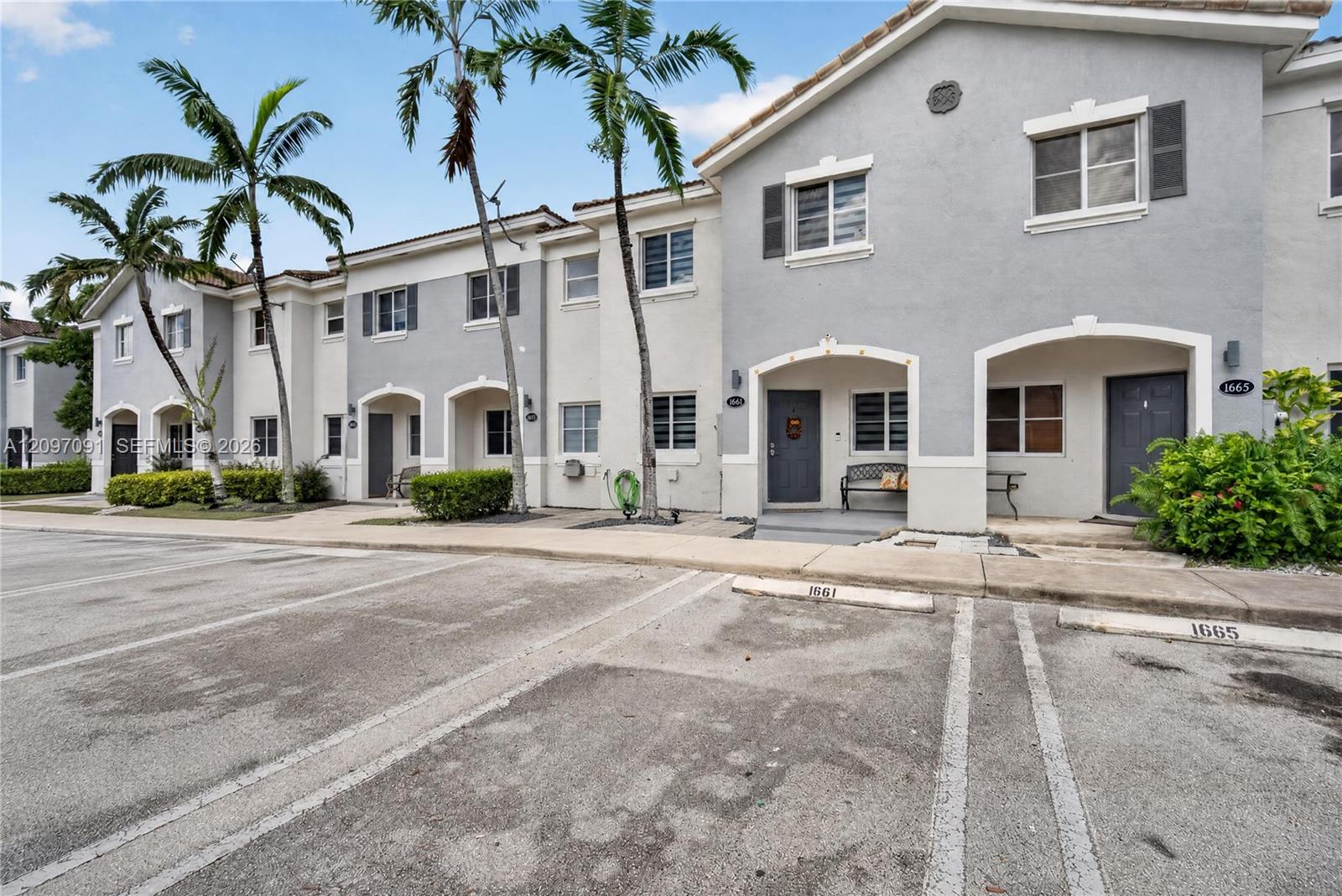 1661 SE 30th Street