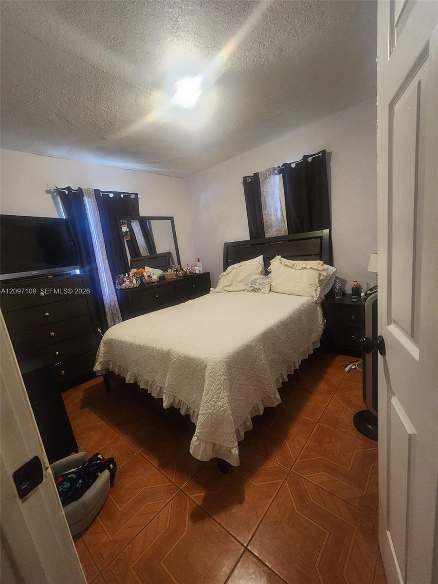 3042 NW 95th Terrace