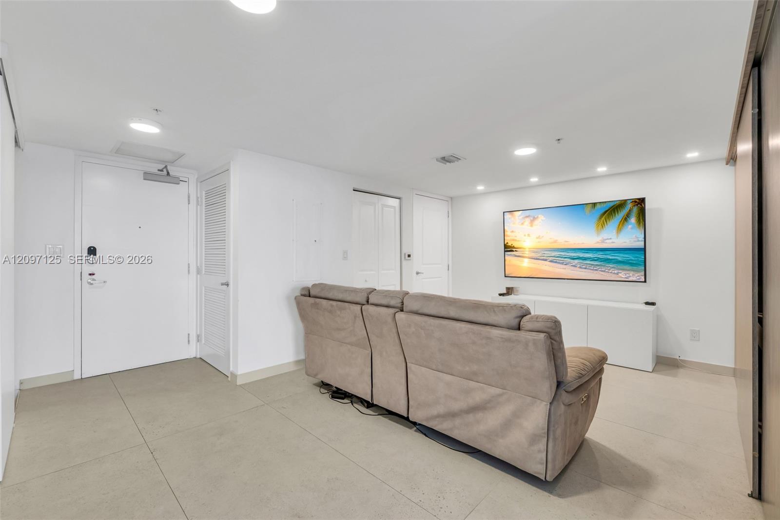 400 Sunny Isles Boulevard