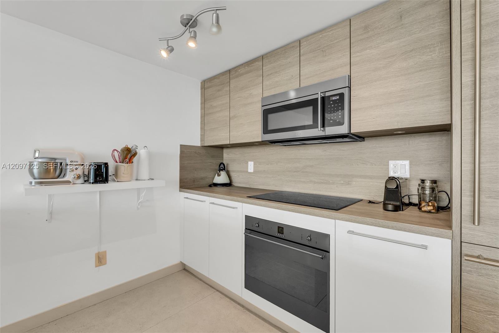 400 Sunny Isles Boulevard