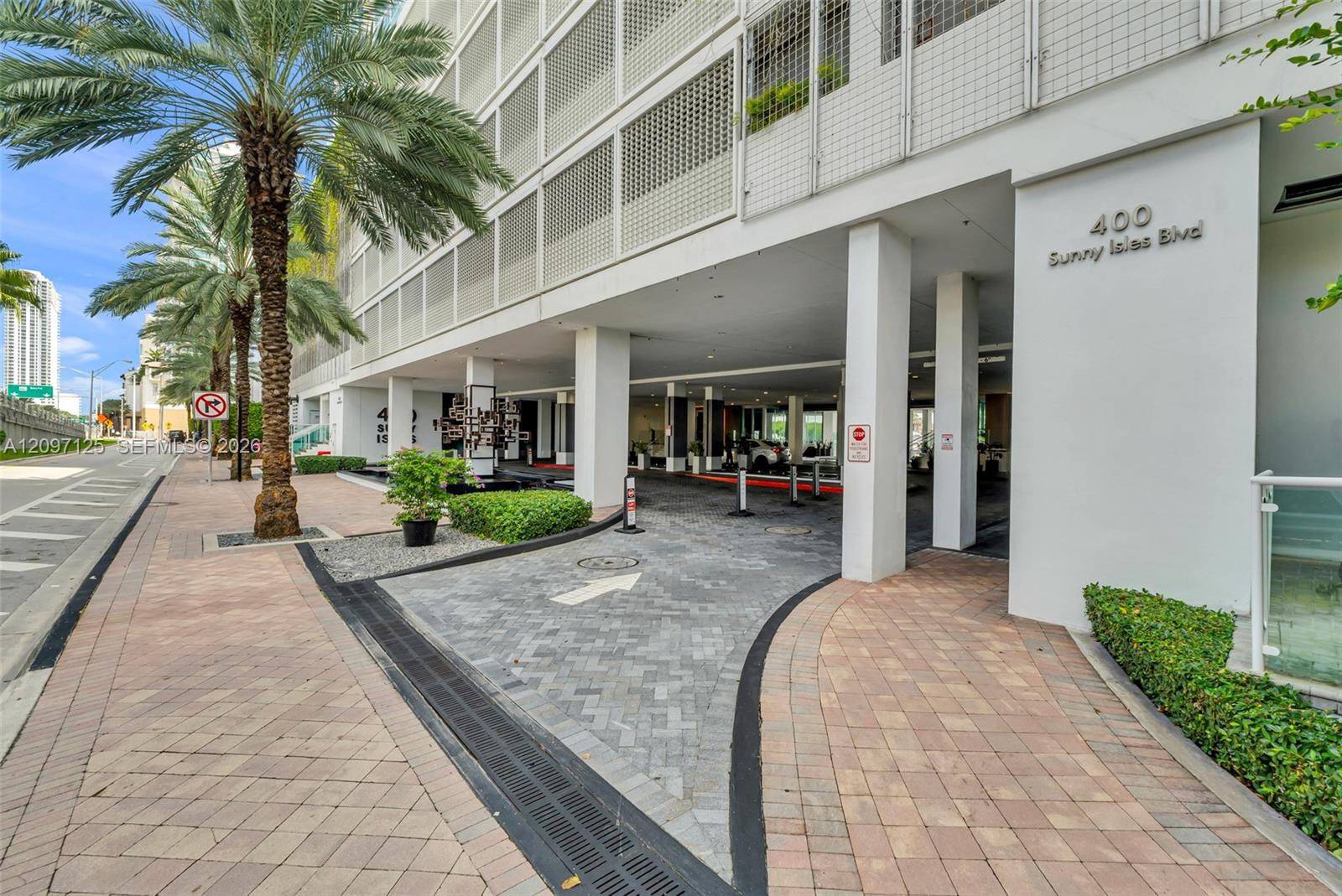 400 Sunny Isles Boulevard