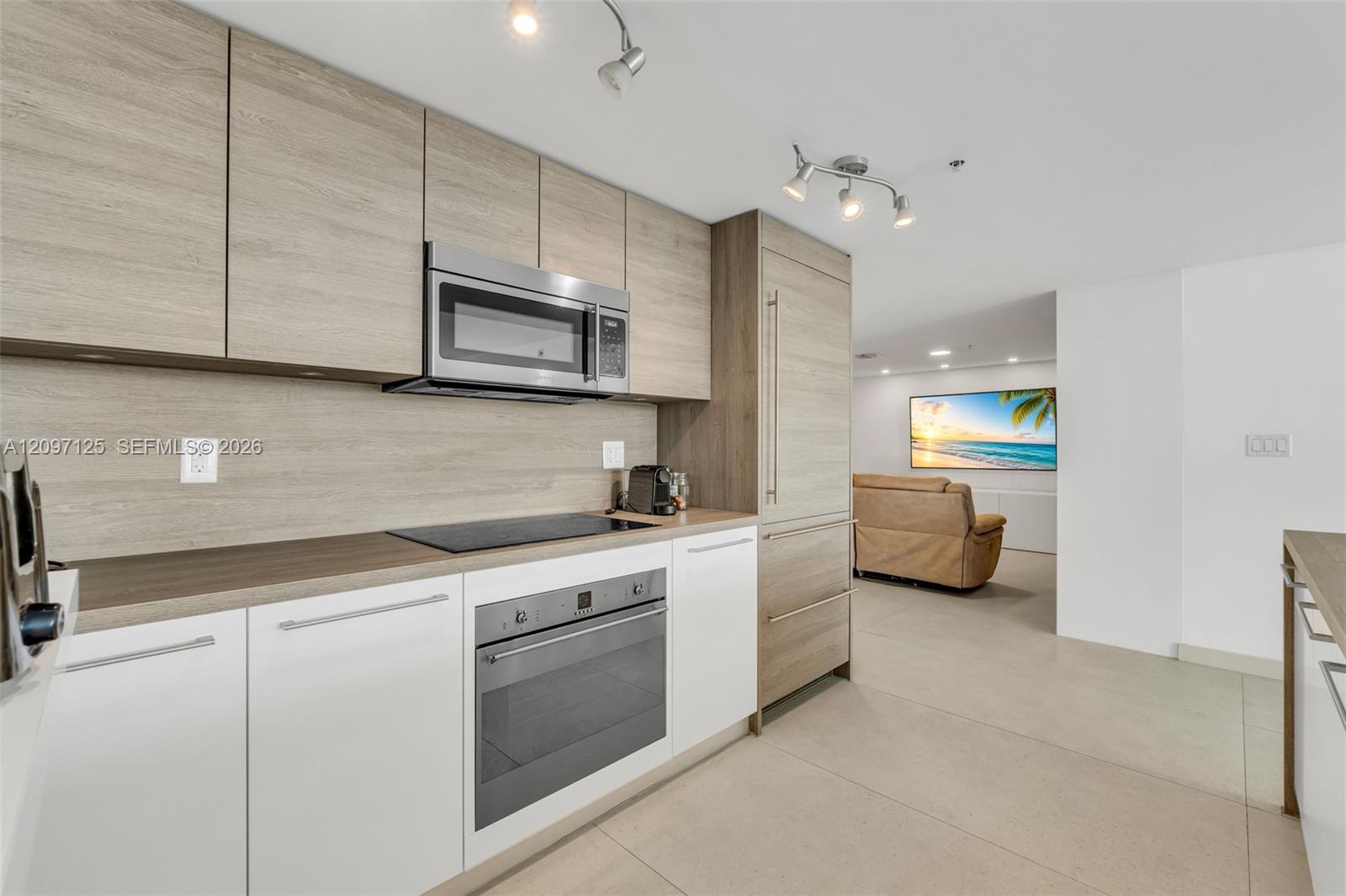 400 Sunny Isles Boulevard