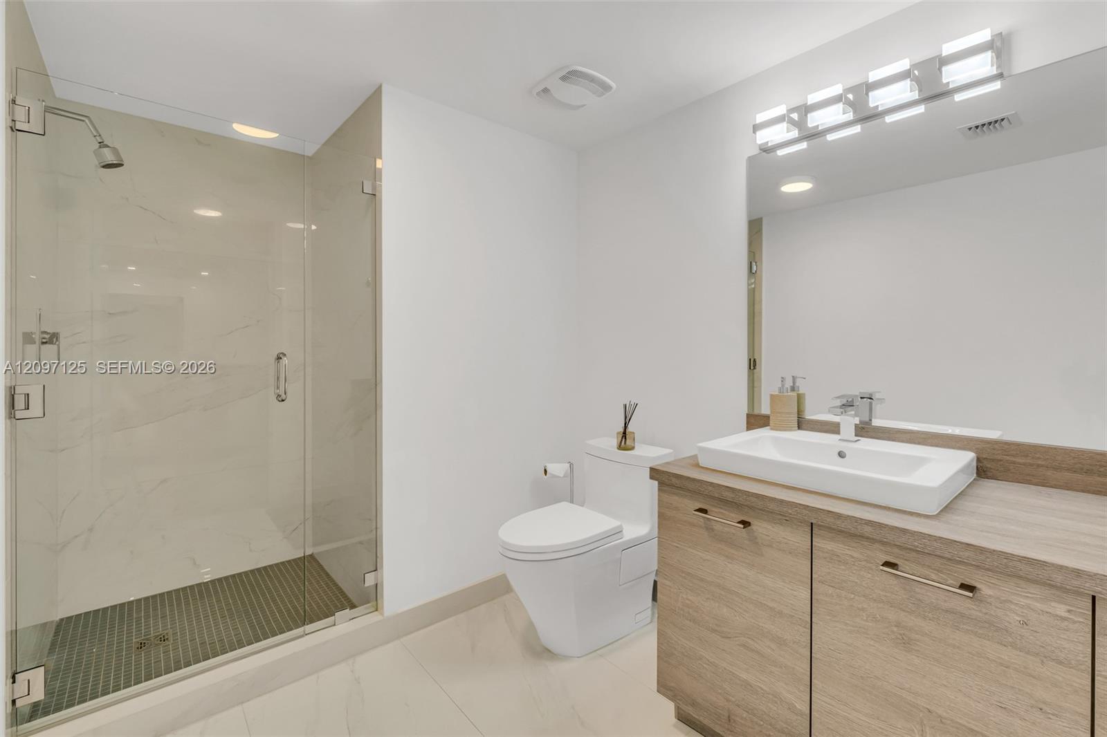 400 Sunny Isles Boulevard