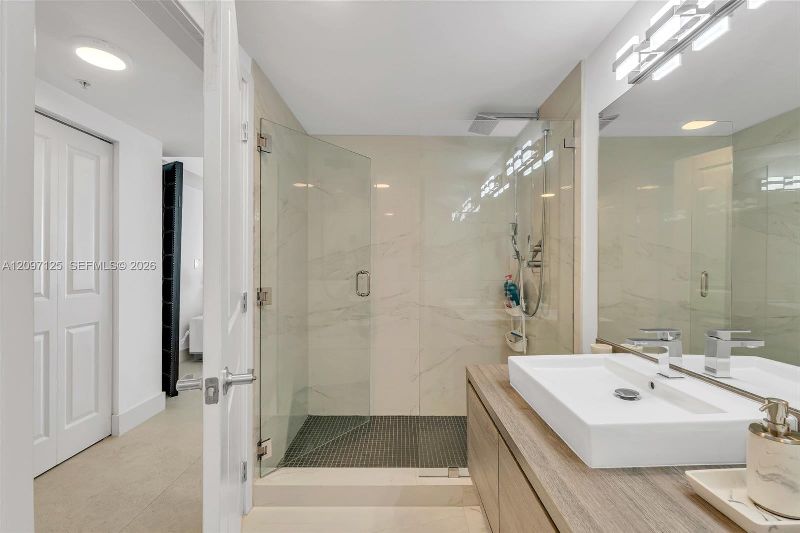 400 Sunny Isles Boulevard