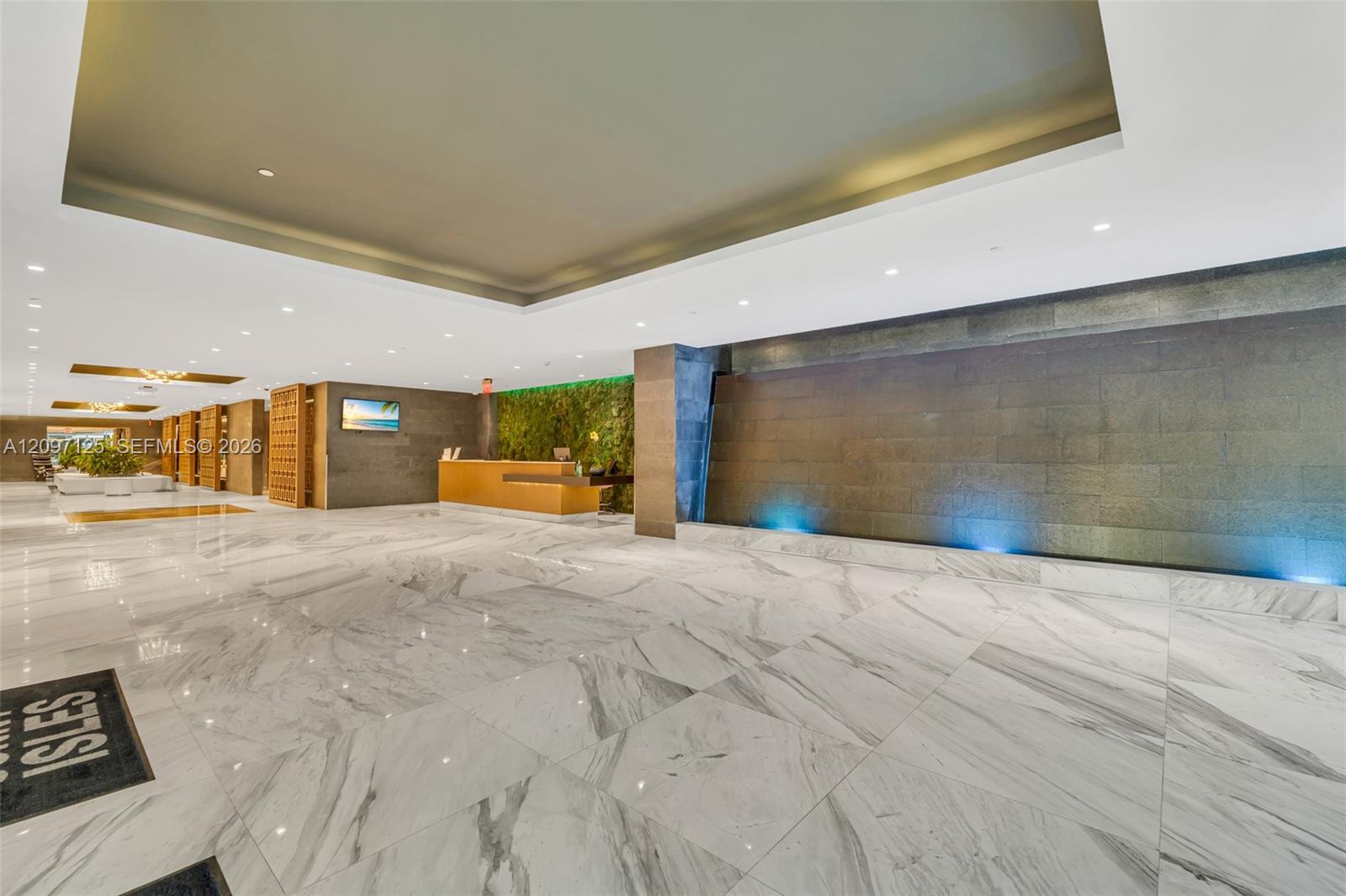 400 Sunny Isles Boulevard