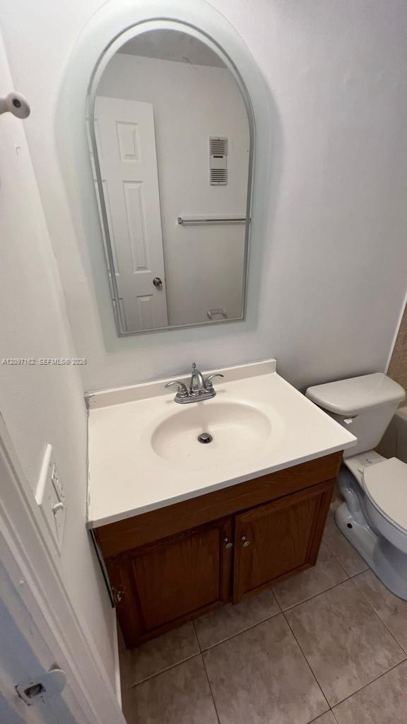 6950 Miami Gardens Drive