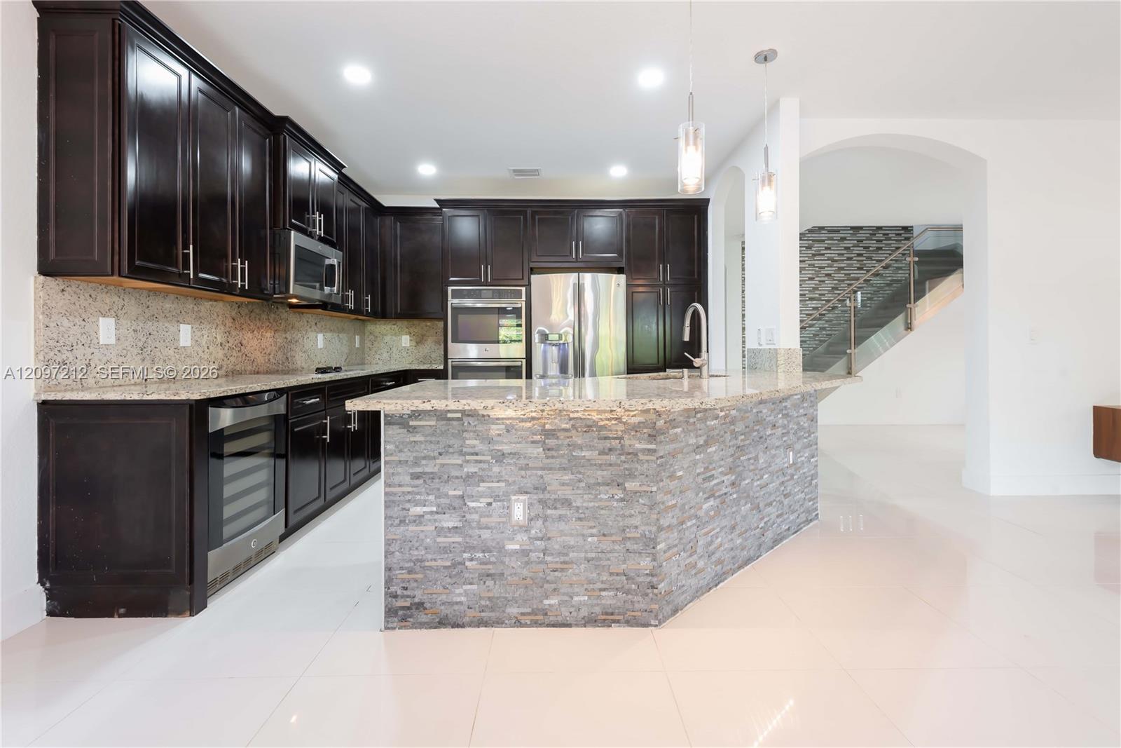 10235 NW 87th Terrace