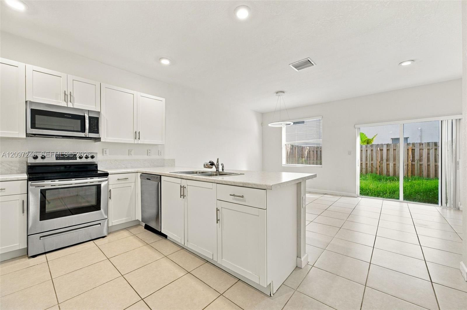 2686 SE 18th Street