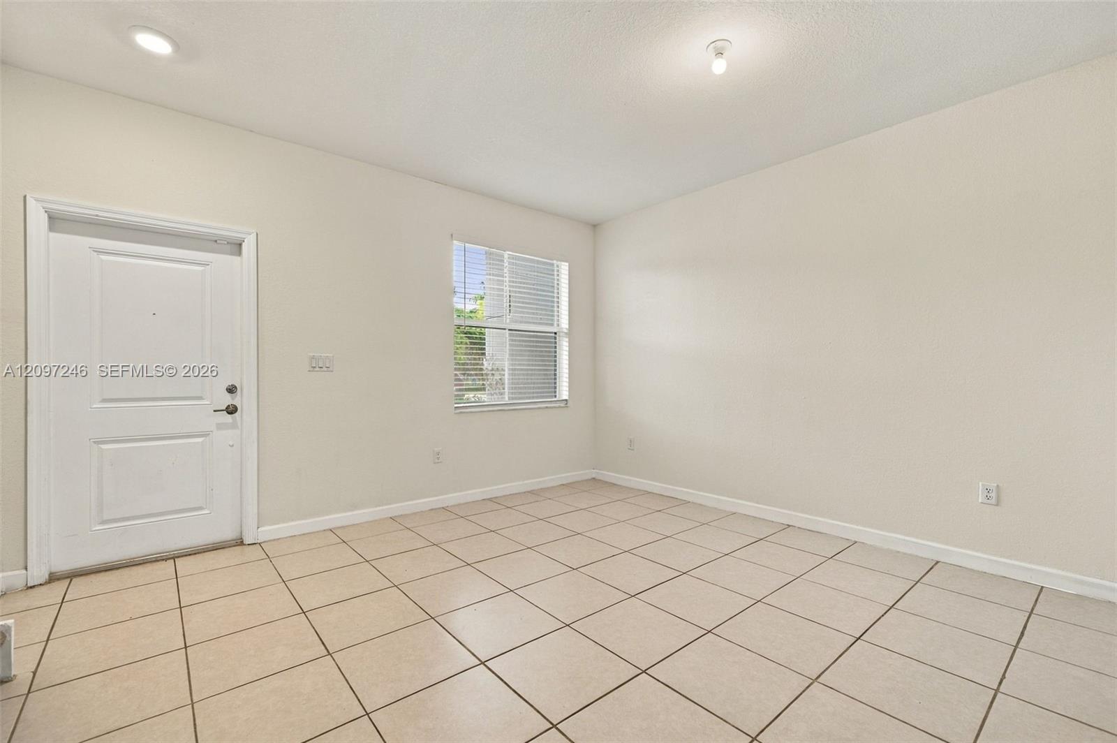 2686 SE 18th Street
