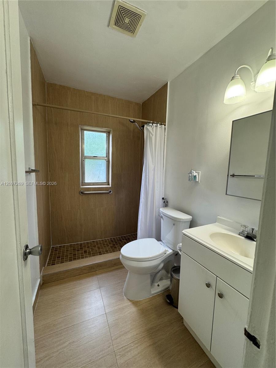 258 E 46th Street