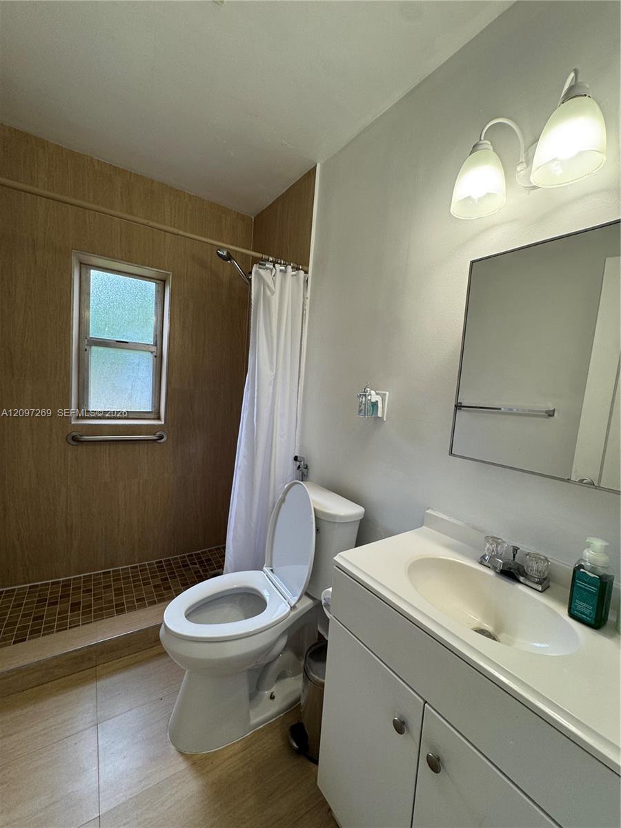 258 E 46th Street