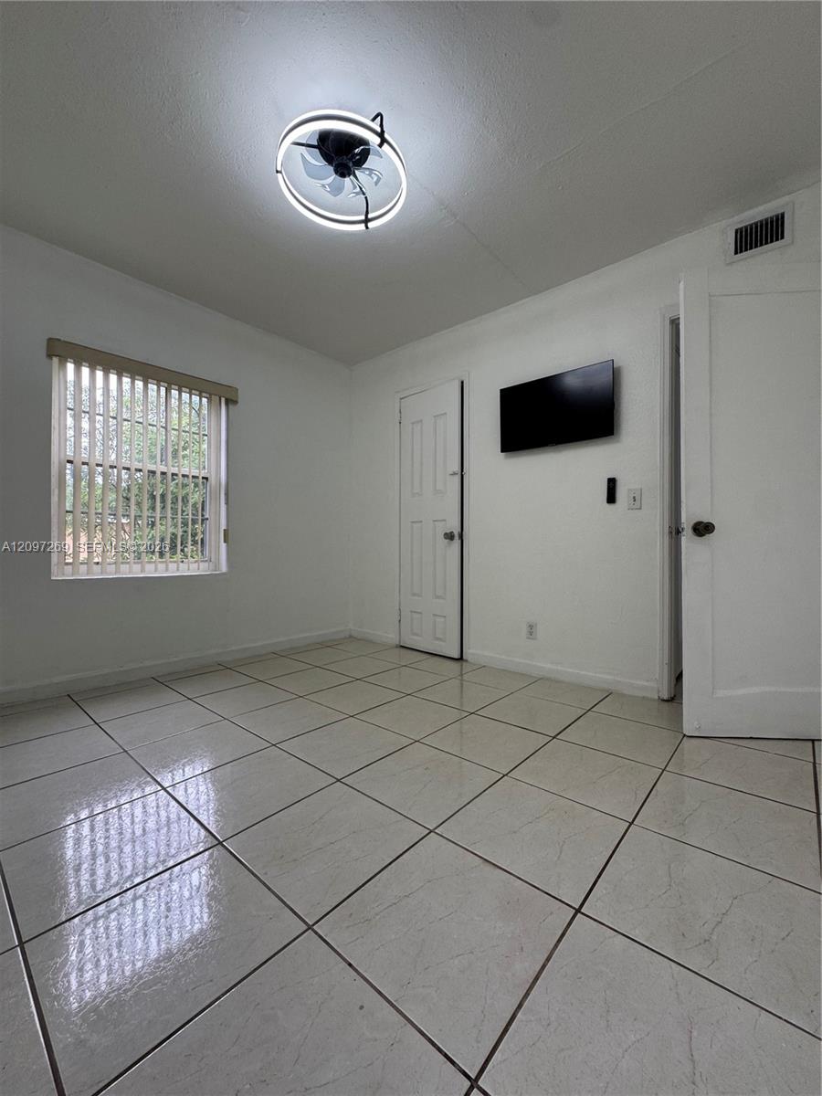 258 E 46th Street