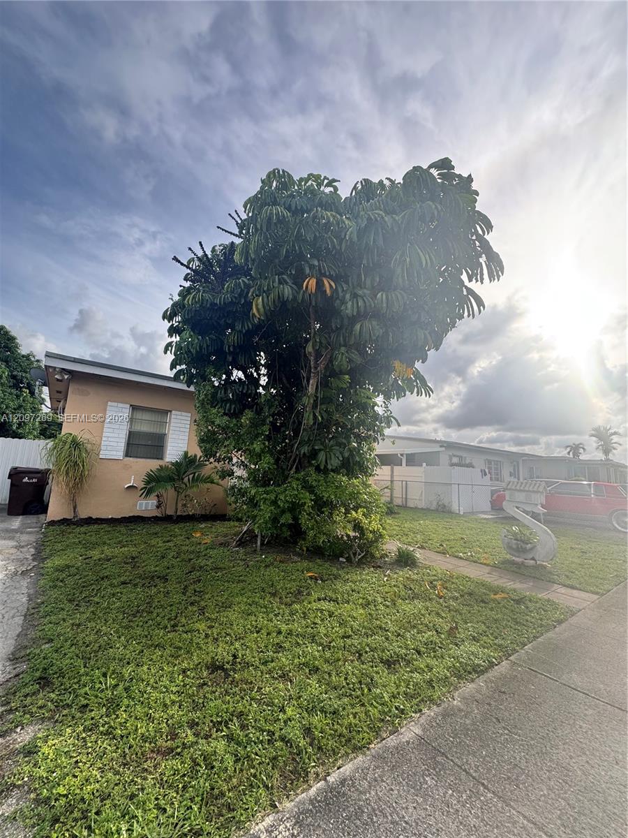 258 E 46th Street
