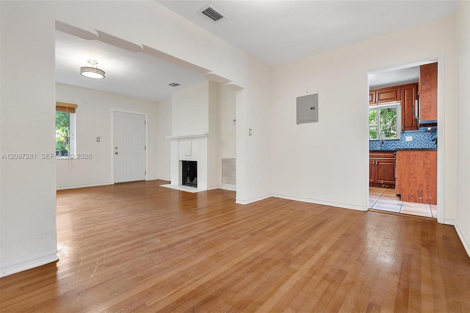 77 NW 106th Street