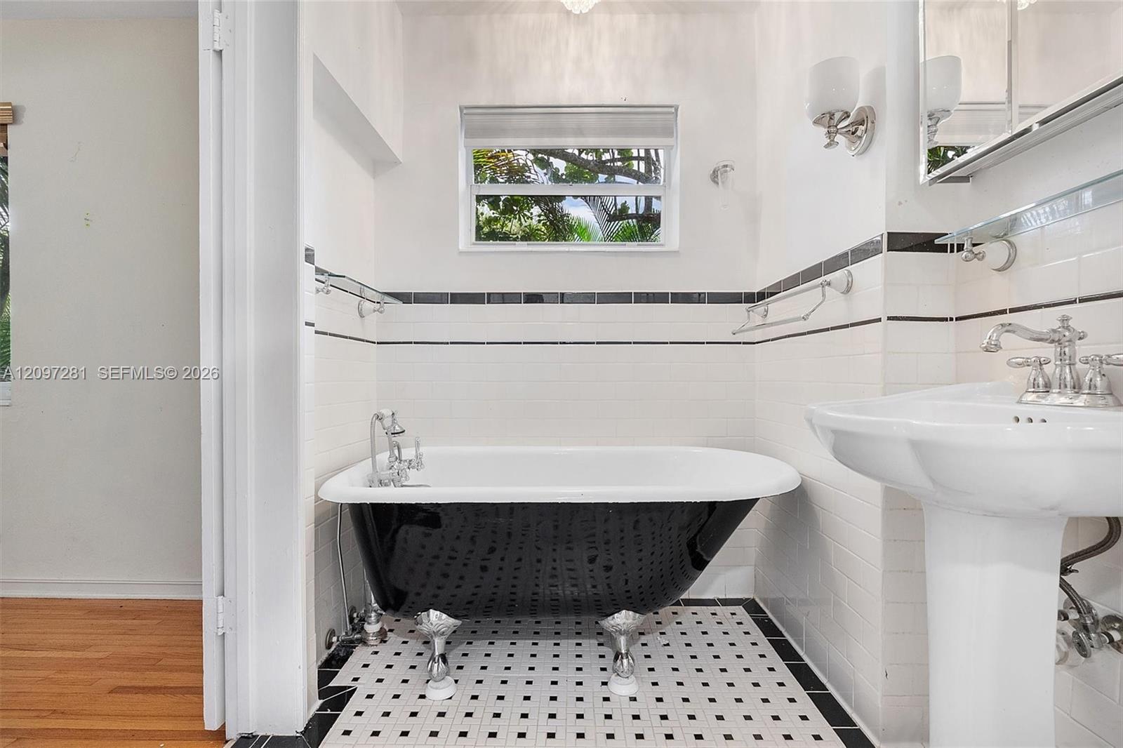 77 NW 106th Street