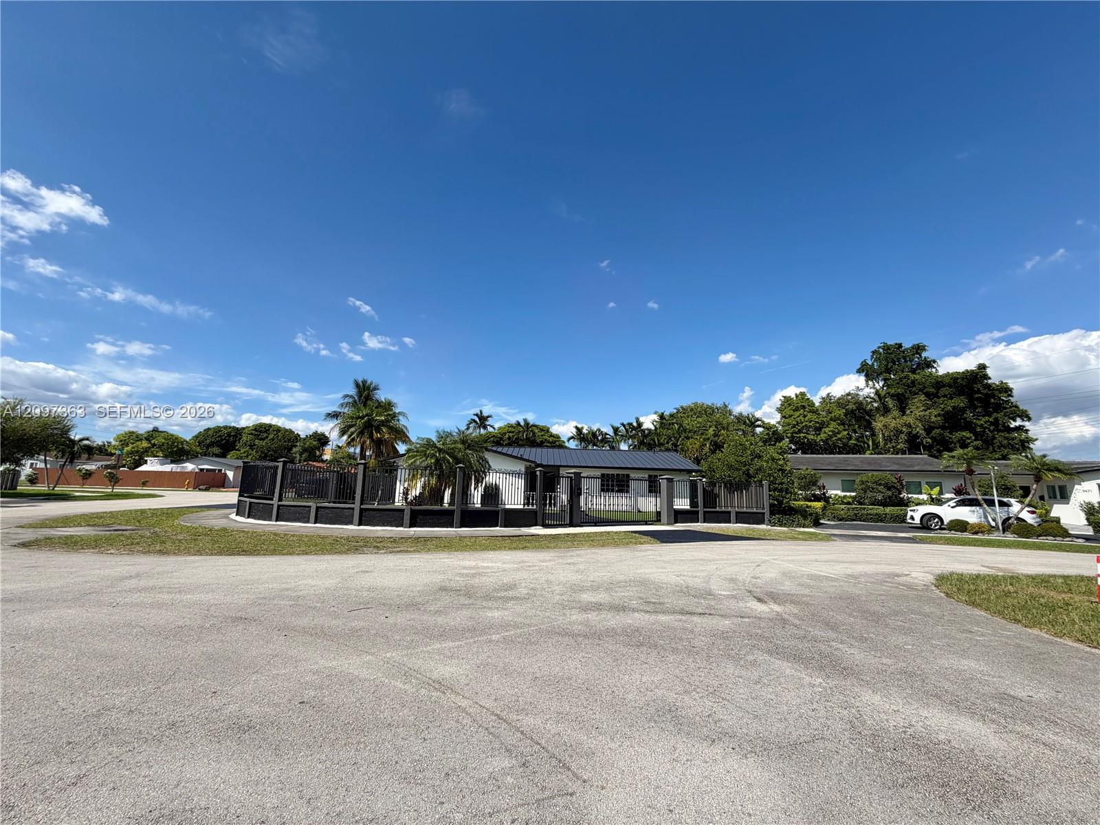 9481 SW 10th Street