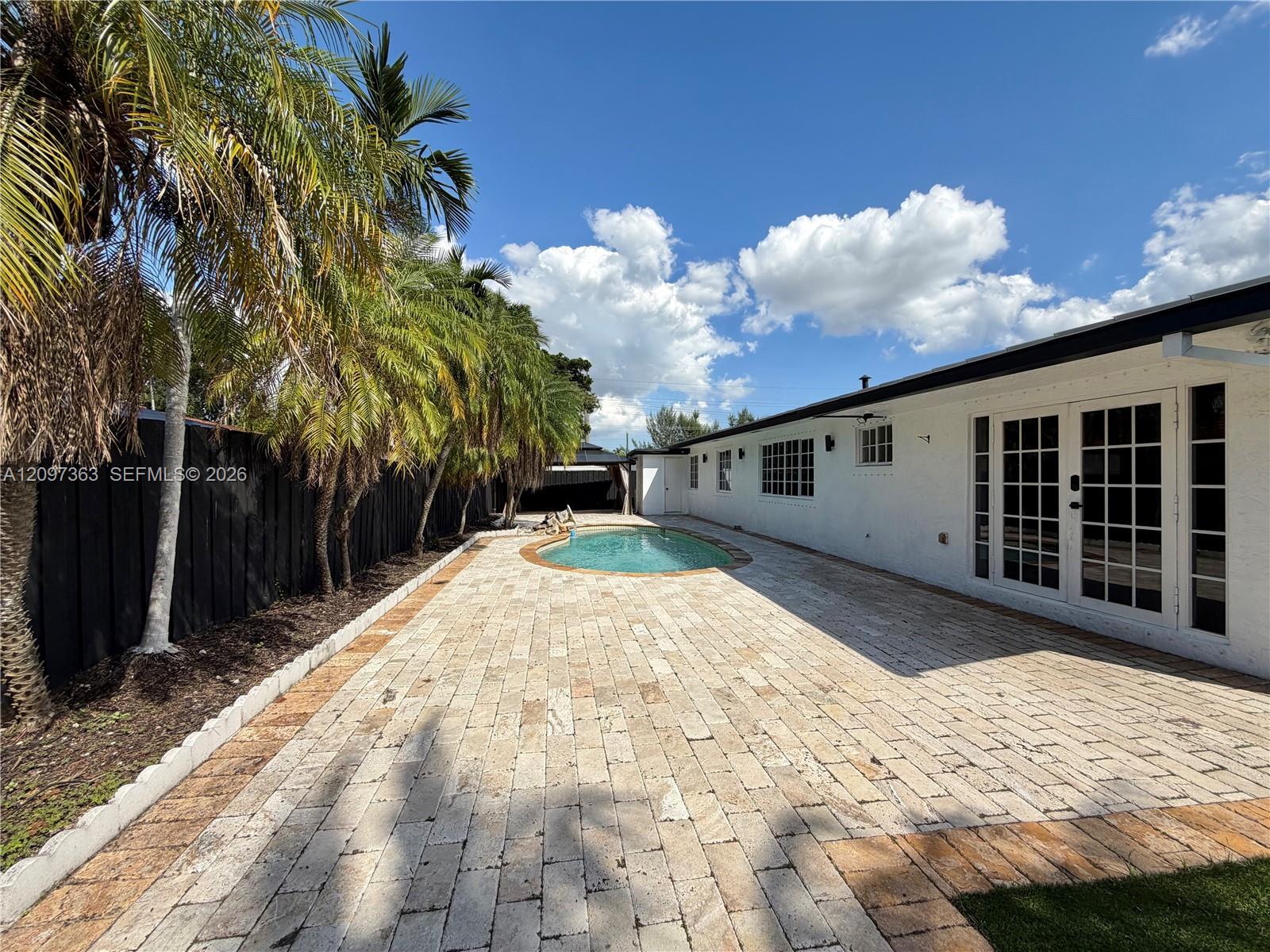 9481 SW 10th Street