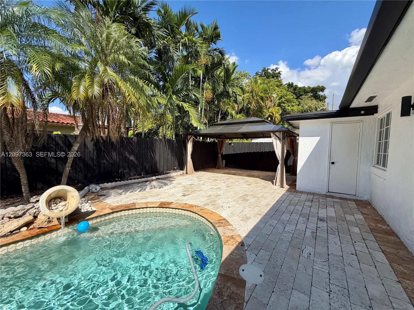 9481 SW 10th Street