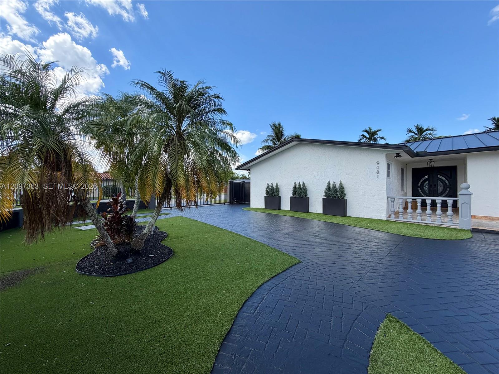 9481 SW 10th Street