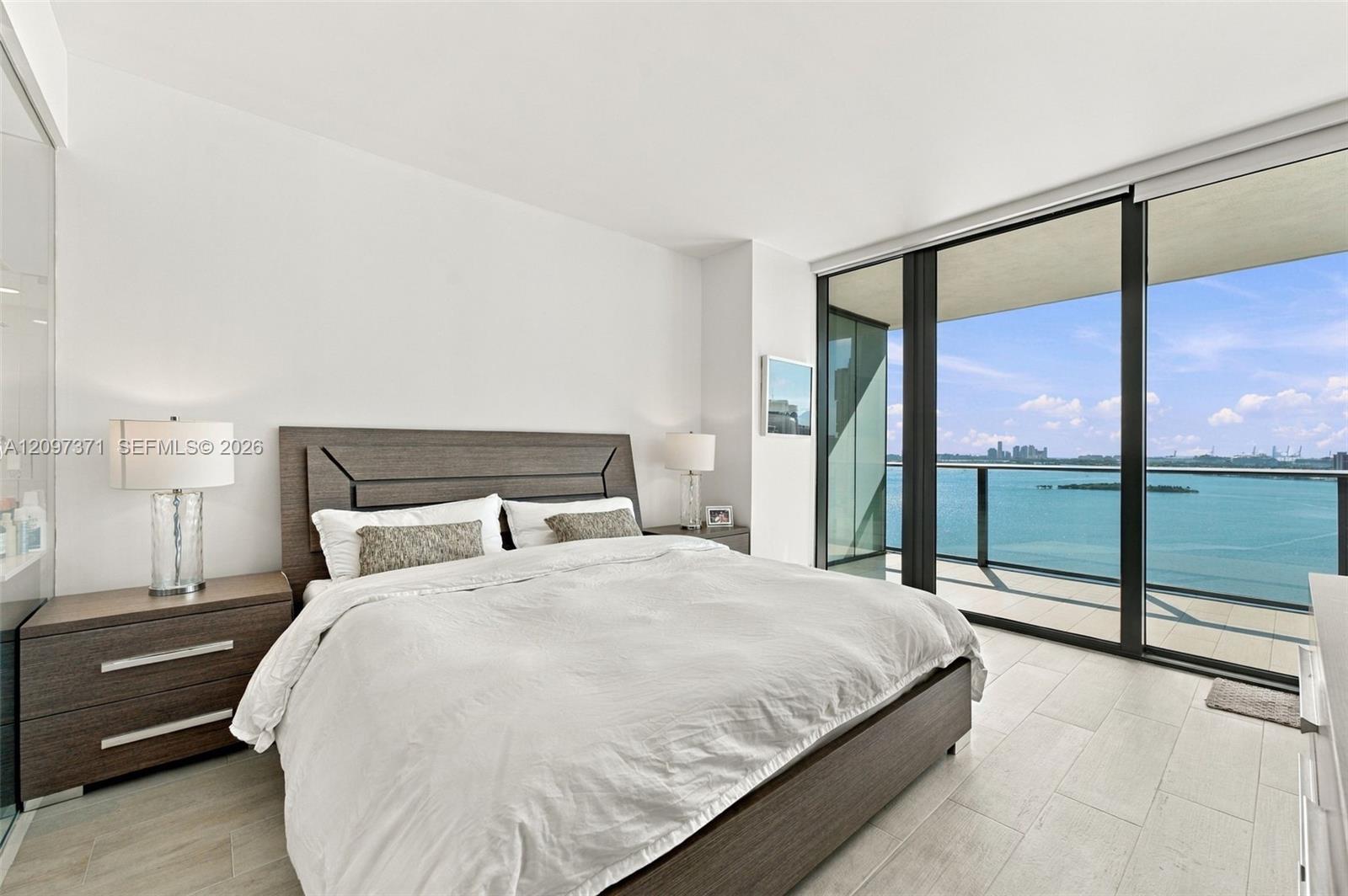 650 NE 32nd Street