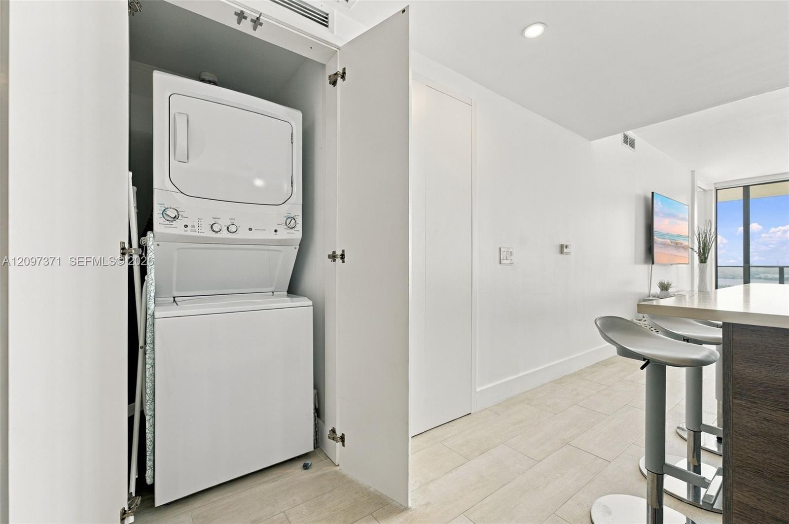 650 NE 32nd Street